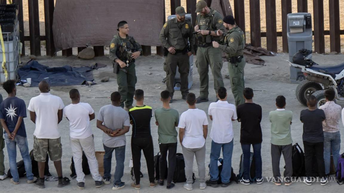 Disminuye 68% captura de migrantes en la frontera México-Estados Unidos