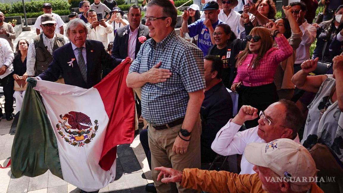 AMLO también protestaría, asegura Ebrard sobre irregularidades en Morena