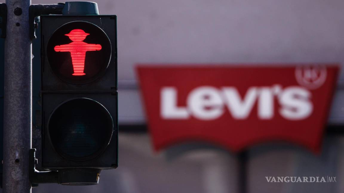 $!Una tienda Levi’s en Berlín, Alemania. “Si se permite que estos aranceles persistan, en última instancia, llegarán al consumidor”, señaló Steve Lamar.