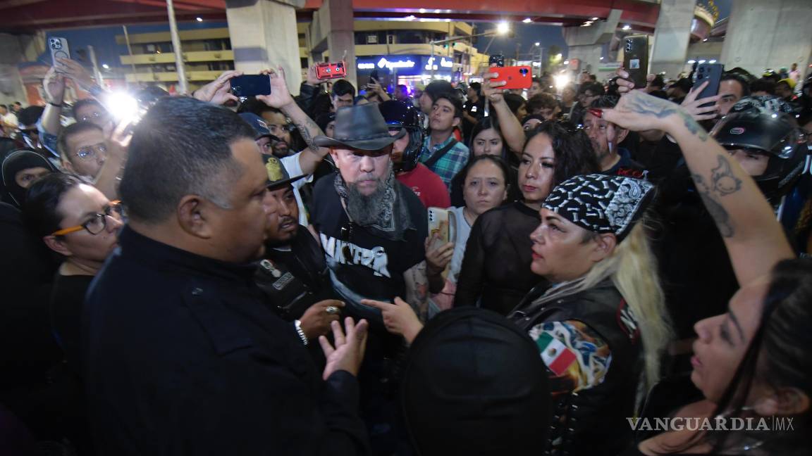 Agradece apoyo en protesta esposa de biker atropellado en Saltillo; advierte sobre estafas
