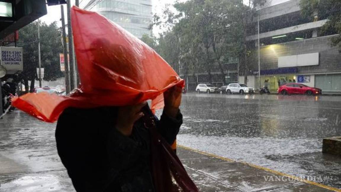 ¡Llévate el paraguas! Se esperan lluvias intensas, vientos fuertes y posibles tornados en norte de México