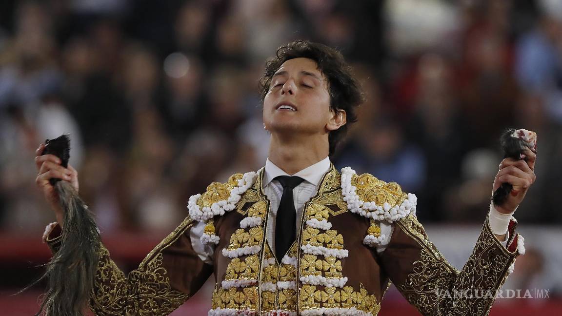 $!Mientras Roca Rey se llevó el triunfo, Joselito Adame y Arturo Gilio II no lograron conquistar a los asistentes.