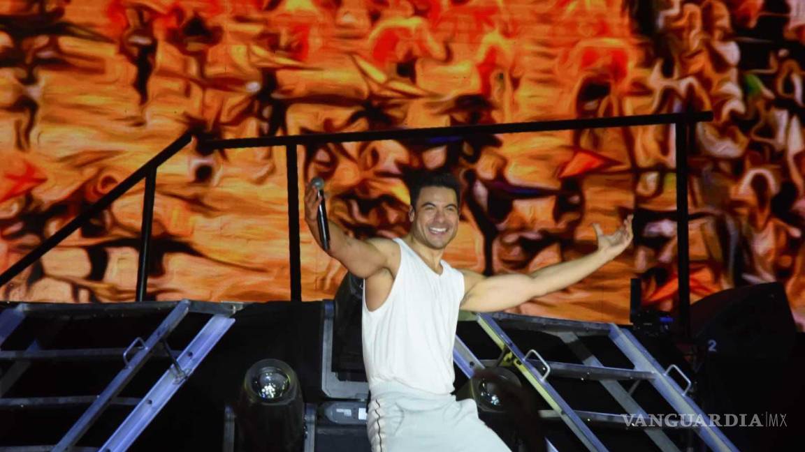 $!Enamora Carlos Rivera a madres de Torreón