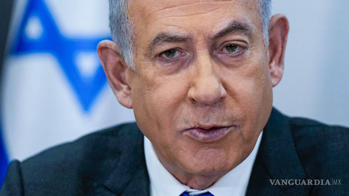 $!El Primer Ministro israelí, Benjamin Netanyahu, preside una reunión de gabinete en la base militar de Kirya, que alberga el Ministerio de Defensa israelí, en Tel Aviv.