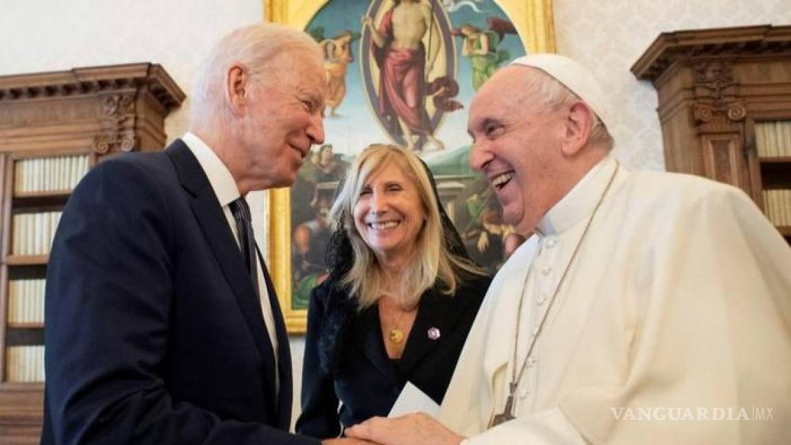 Joe Biden le otorga al papa Francisco la Medalla Presidencial de la Libertad