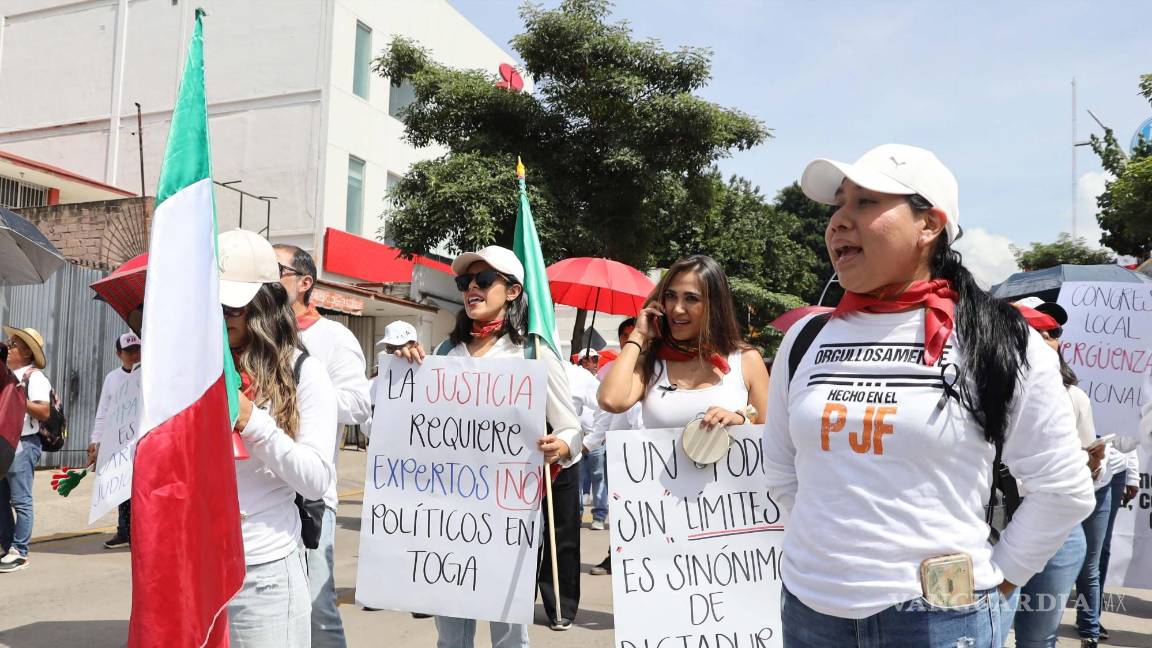$!Pese a las advertencias de expertos, empresarios y socios comerciales, el gobierno federal impulsó esta enmienda.