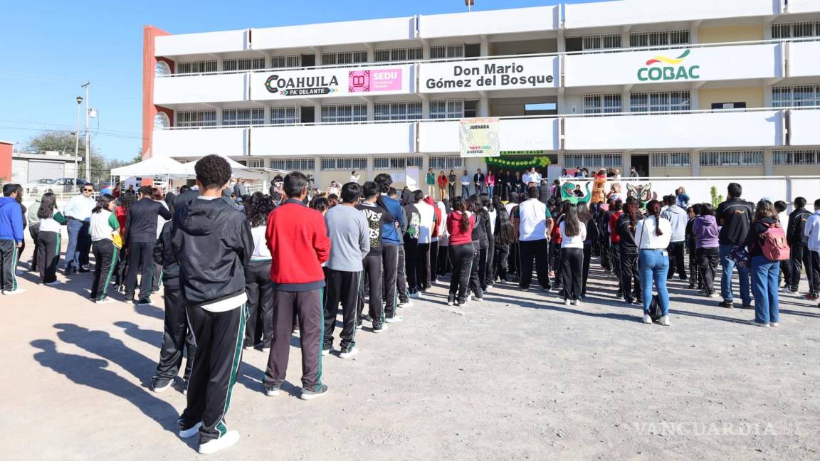 Con apoyo del Colegio de Bachilleres de Coahuila, concluyen su bachillerato alumnas embarazadas