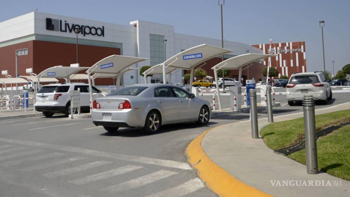 Propone diputado de Coahuila prohibir cobro de estacionamiento en centros comerciales