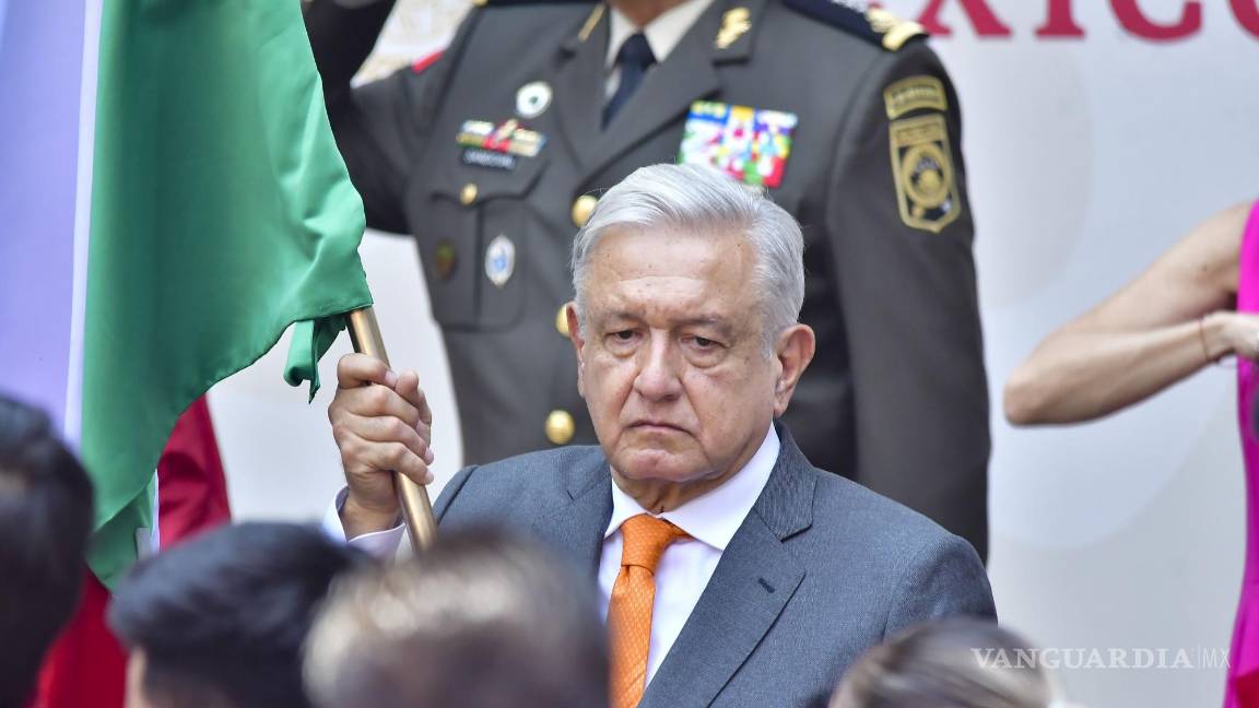 $!Presidente de México durante la Ceremonia Abanderamiento de la Delegación de Mexico, previo al inicio de los Juegos Centroamericanos y del Caribe San Salvador 2023, en el Palacio Nacional.