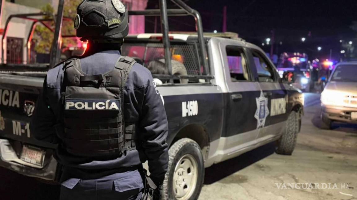 Hallan dos cuerpos colgados con mensaje en la entrada de Guadalupe y Calvo, Chihuahua