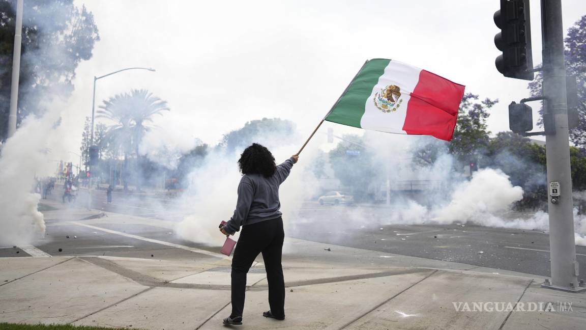 ‘No son criminales’: Sheinbaum reprueba la detención de 35 mexicanos tras redadas