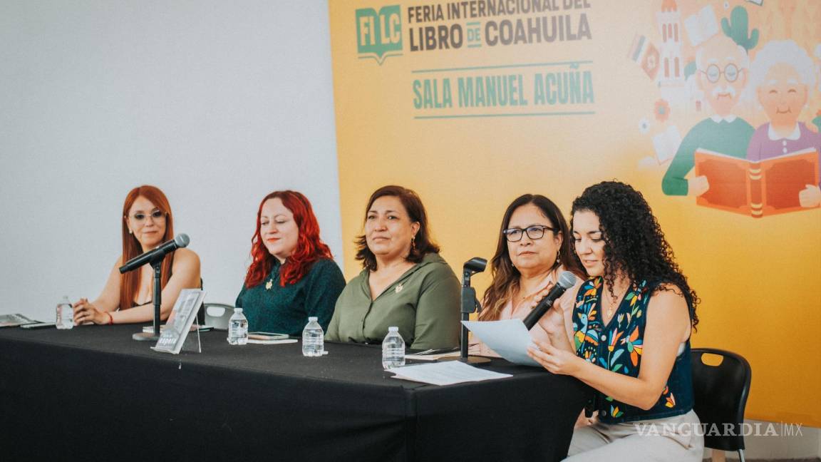 $!Liliana Contreras dirige presentación de Sala de Espera en Feria Internacional del Libro Coahuila 2024