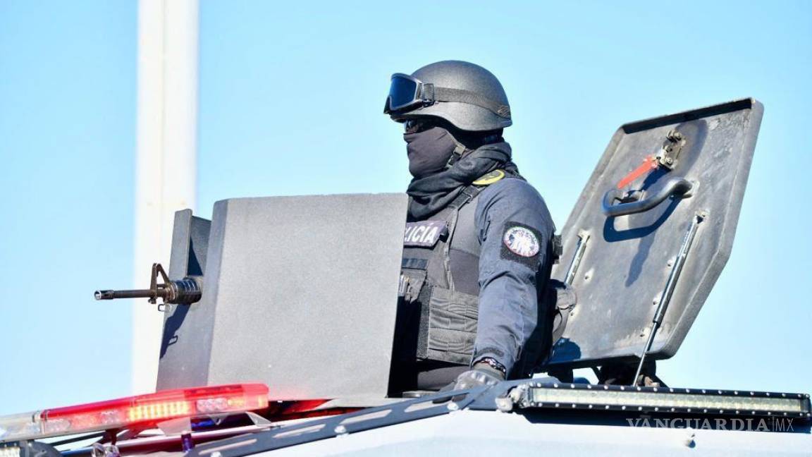 Entregan equipo táctico y uniformes a policías de Torreón