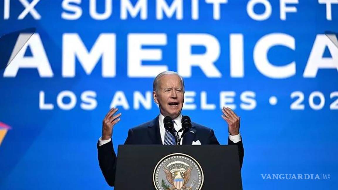 ‘Democracia está bajo asalto’: Biden en Cumbre