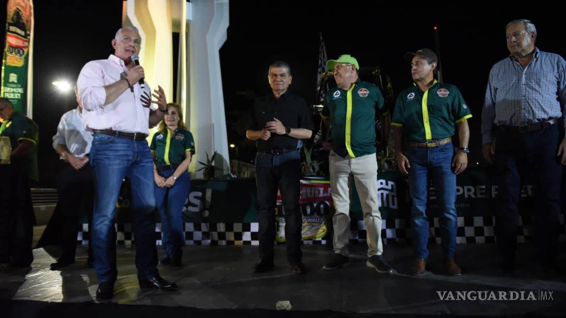 Reciben en Torreón a participantes del rally Coahuila 1000 y entregan vehículo racer a ganador