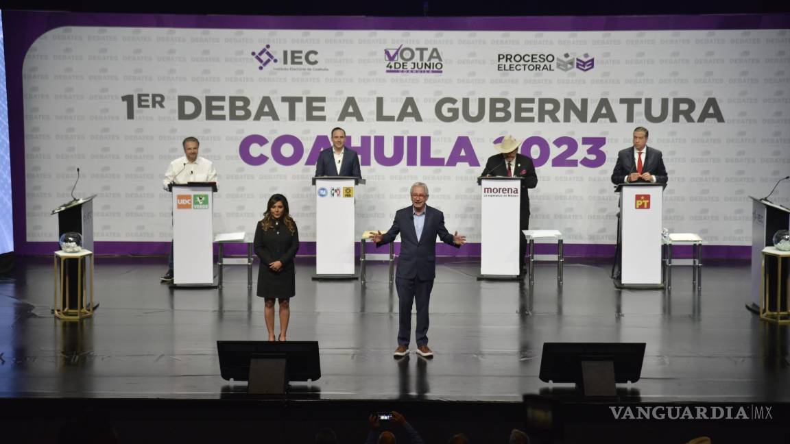 $!El formato del debate del pasado domingo sigue causando polémica en redes sociales y círculos políticos.
