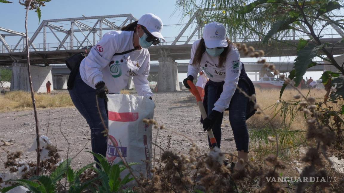 $!Blanca Álvarez, directora de la Unidad de Prevención Social de la Violencia, destacó la importancia de la limpieza no solo como embellecimiento, sino también para proteger el ecosistema local.