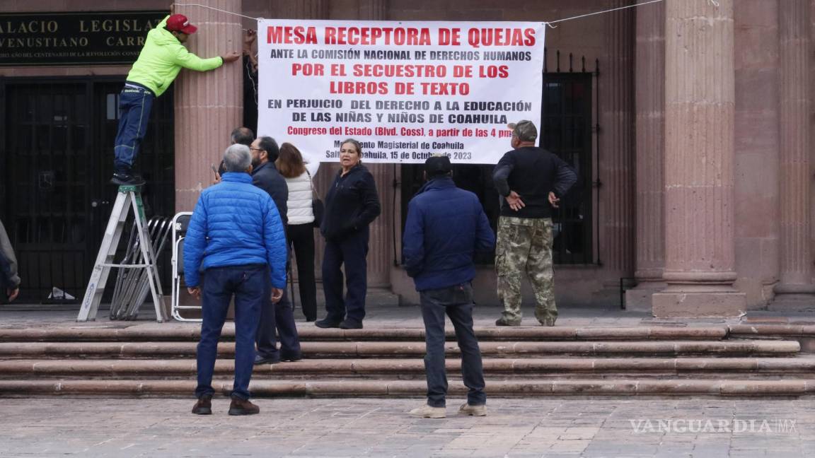 Movimiento Magisterial condena libros de texto entregados por Gobierno de Coahuila