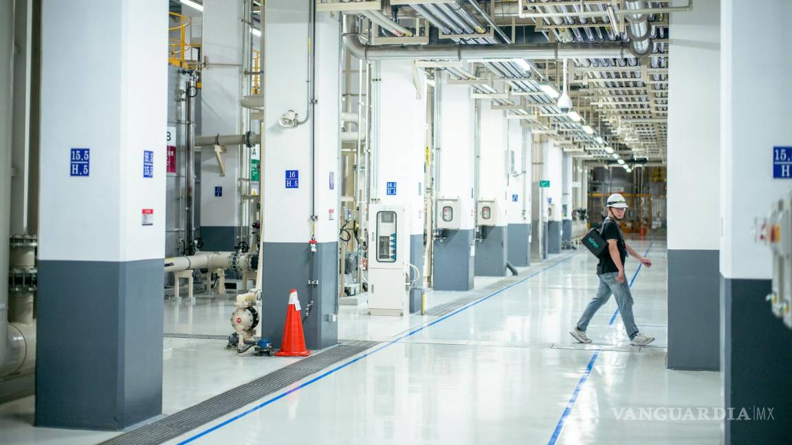 $!Interior de una fábrica de chips de TSMC en Hsinchu, Taiwán.