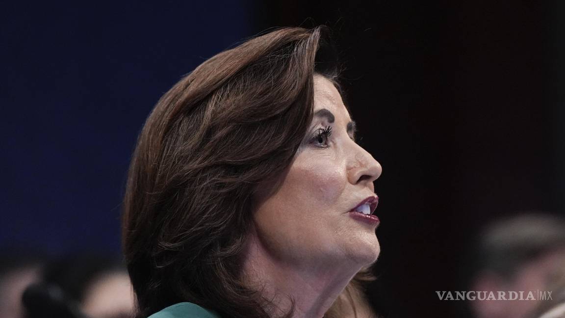 $!”Mientras hablamos, una ciudad estadounidense ha sido militarizada en contra de las objeciones de su gobernador”, dijo Kathy Hochul, gobernadora de Nueva York.