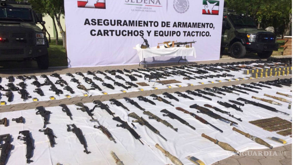 Ejército decomisa arsenal en Tamaulipas; había un cuerno de chivo bañado en oro (fotos)