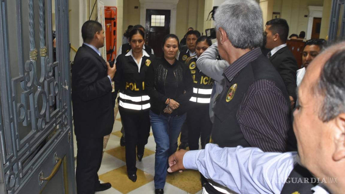 Fiscalía de Perú amplia 8 meses investigación a hermanos de Keiko Fujimori