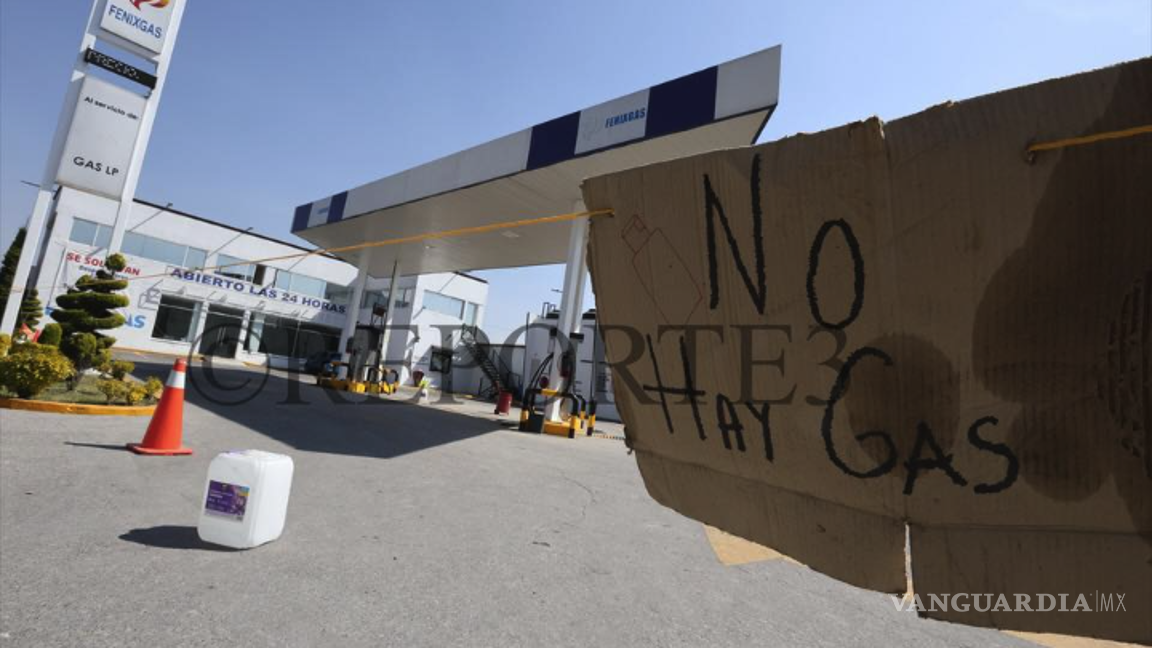 $!Gaseras han colocado mensajes en la entrada de sus estaciones FOTO: Facebook.