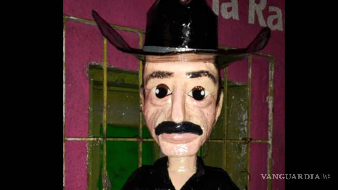 Crean piñata de Sergio Goyri tras polémica por Yalitza Aparicio (Fotos)
