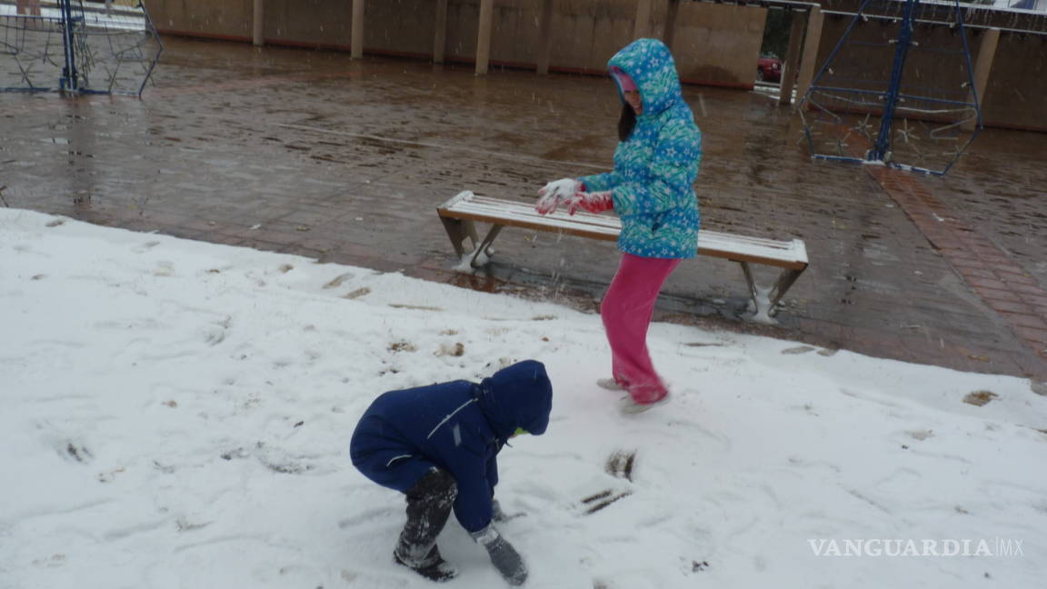 Los niños de Saltillo que no conocían la nieve