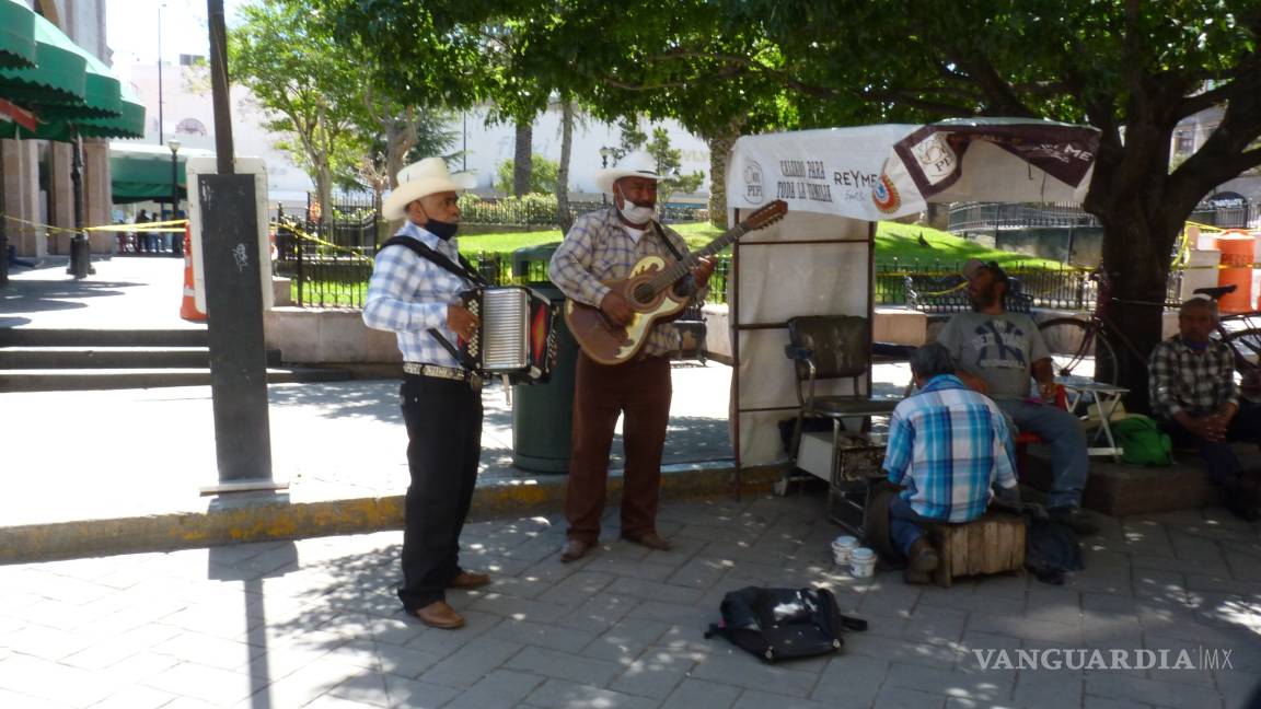 $!Ni la cuarentena acaba con la esencia de la Plaza Acuña en Saltillo