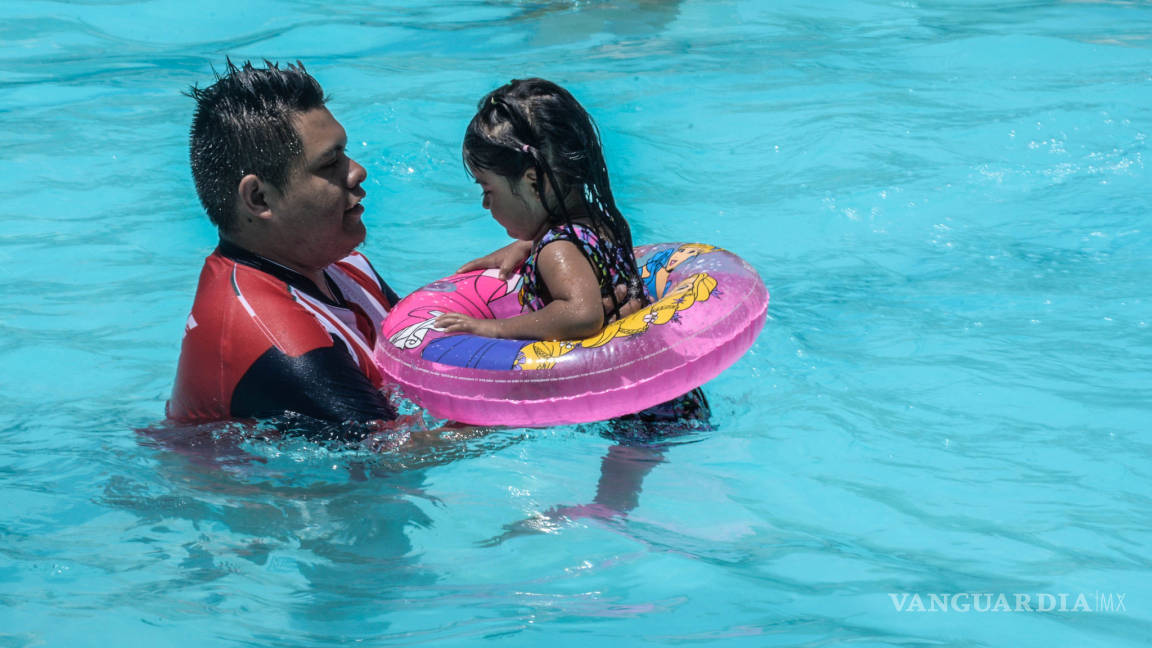 $!Ahuyenta clima templado a bañistas de balnearios de Saltillo