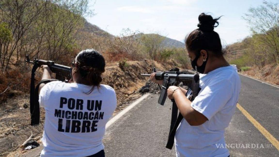 Autodefensas en Michoacán deben desarmarse, dice Ramírez Bedolla