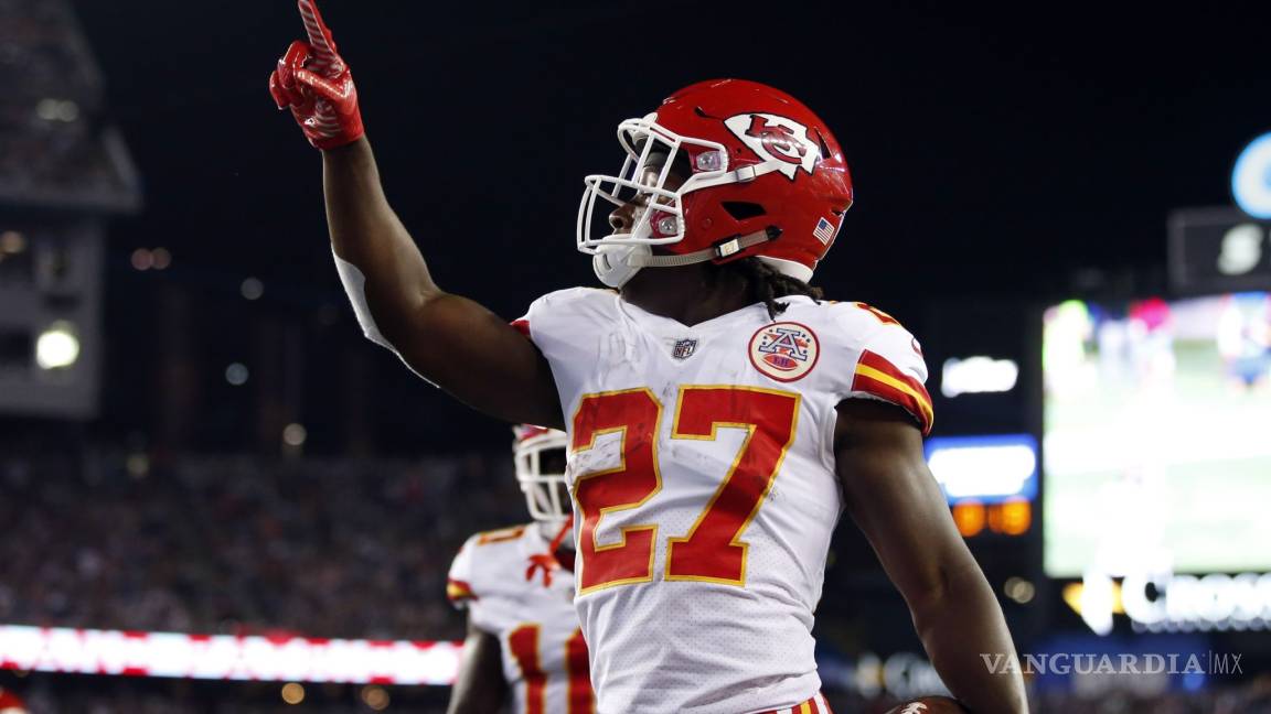 El corredor estelar de los favoritos para el Super Bowl, Chiefs de Kansas City, está envuelto en una violenta agresión