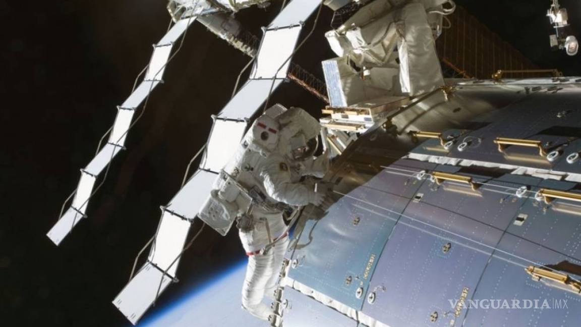 Encuentran bacterias en Estación Espacial Internacional