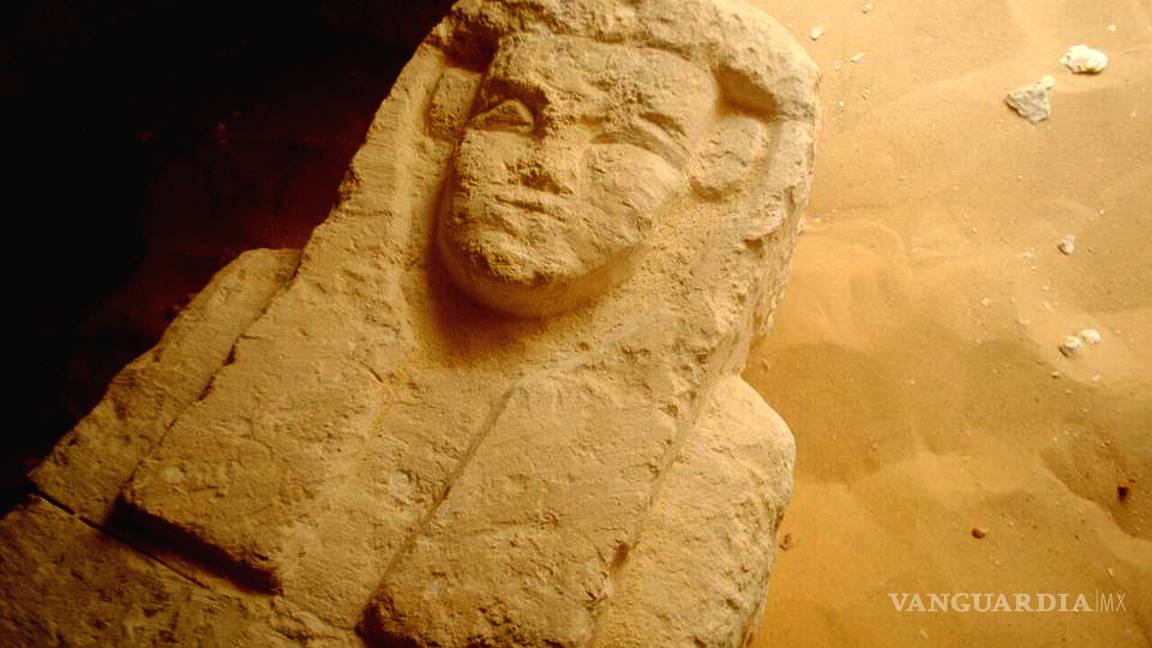 $!Arqueólogos egipcios encuentran tres tumbas milenarias