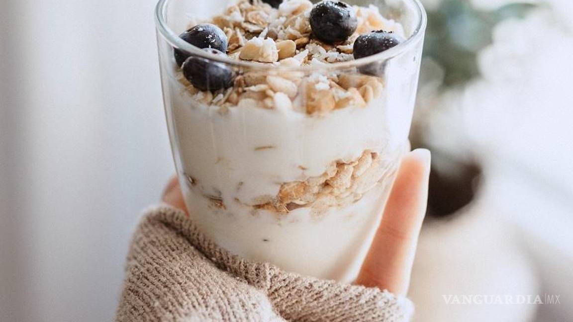 $!Se recomienda mantener la porción a 4 onzas y optar por el yogur natural para evitar un exceso de calorías y sodio.