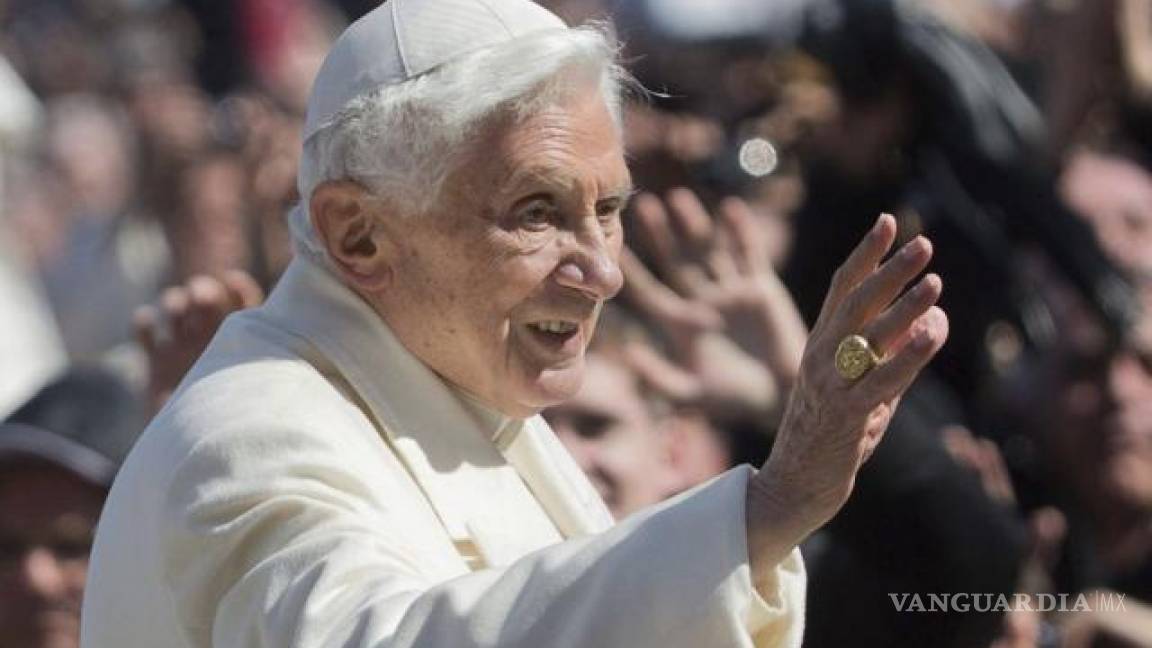 El matrimonio gay es “una deformación de la conciencia”, acusa Benedicto XVI
