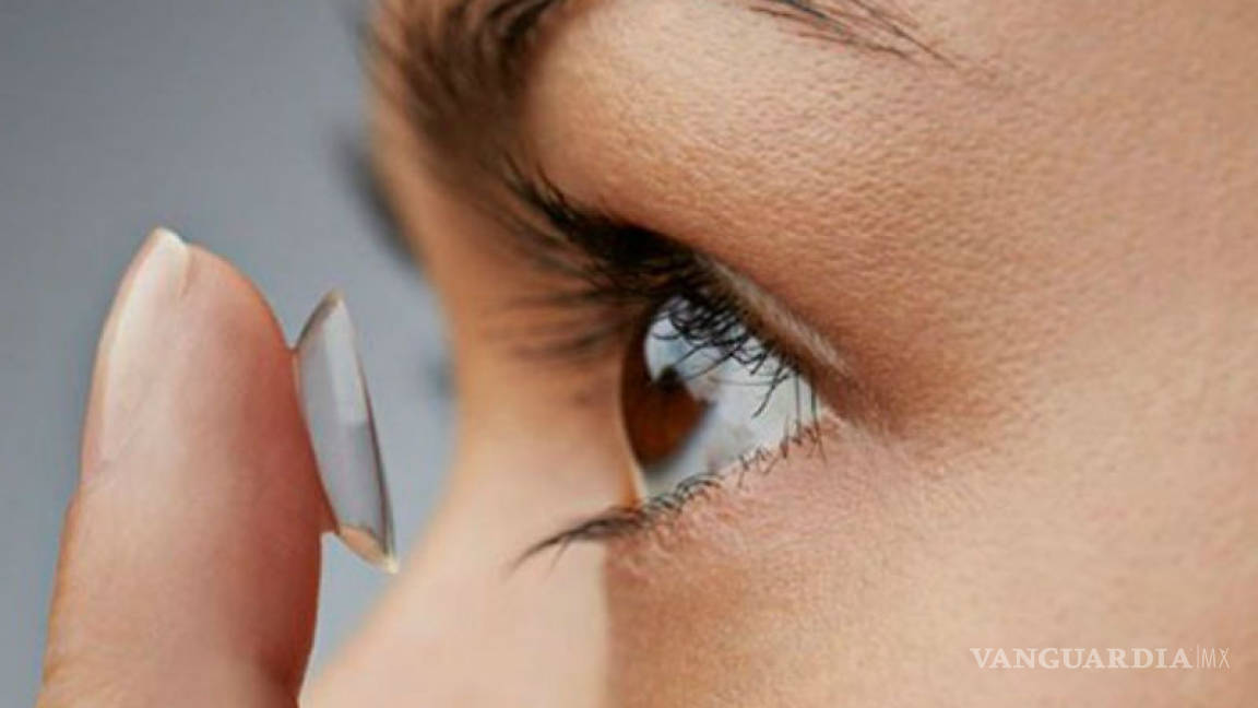 Crean en la UNAM lentes de contacto biodegradables para padecimientos oculares