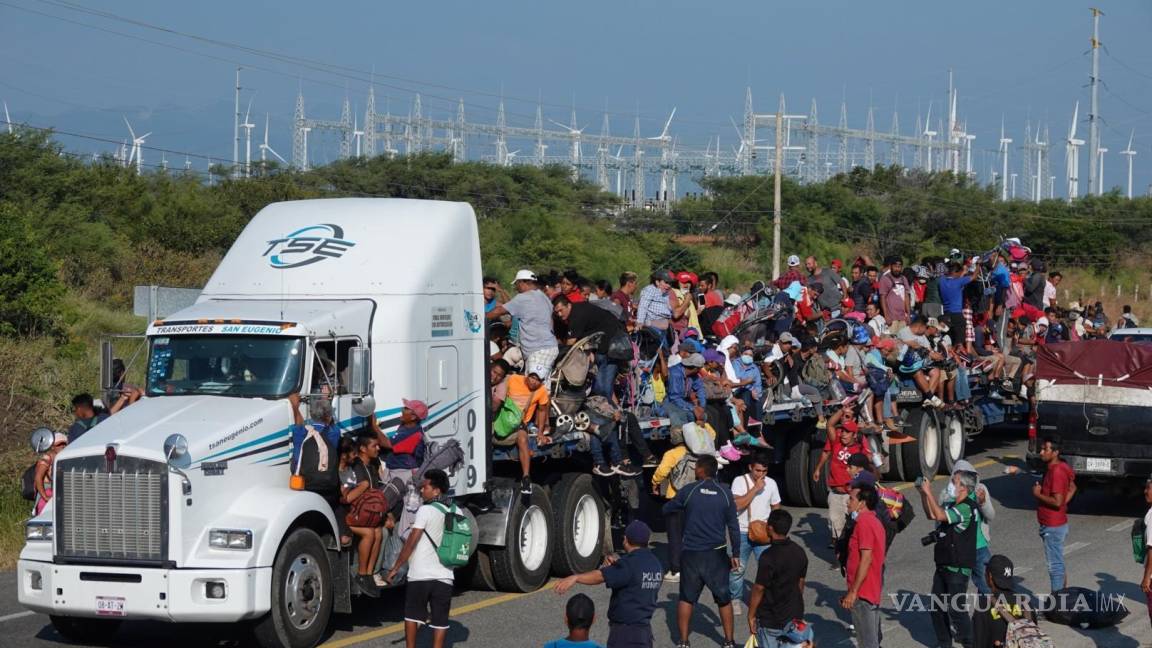 Migrantes en caravana niegan aplicarse pruebas de COVID