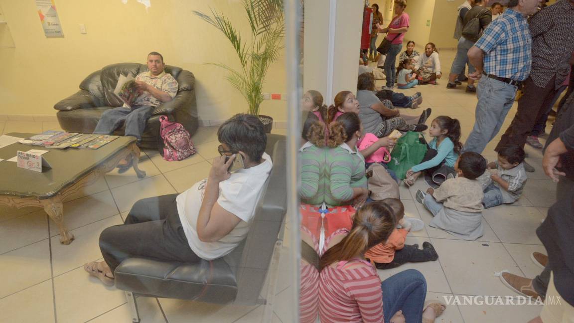 $!Amenaza Antorcha Campesina con plantón afuera del Palacio de Gobierno de Coahuila