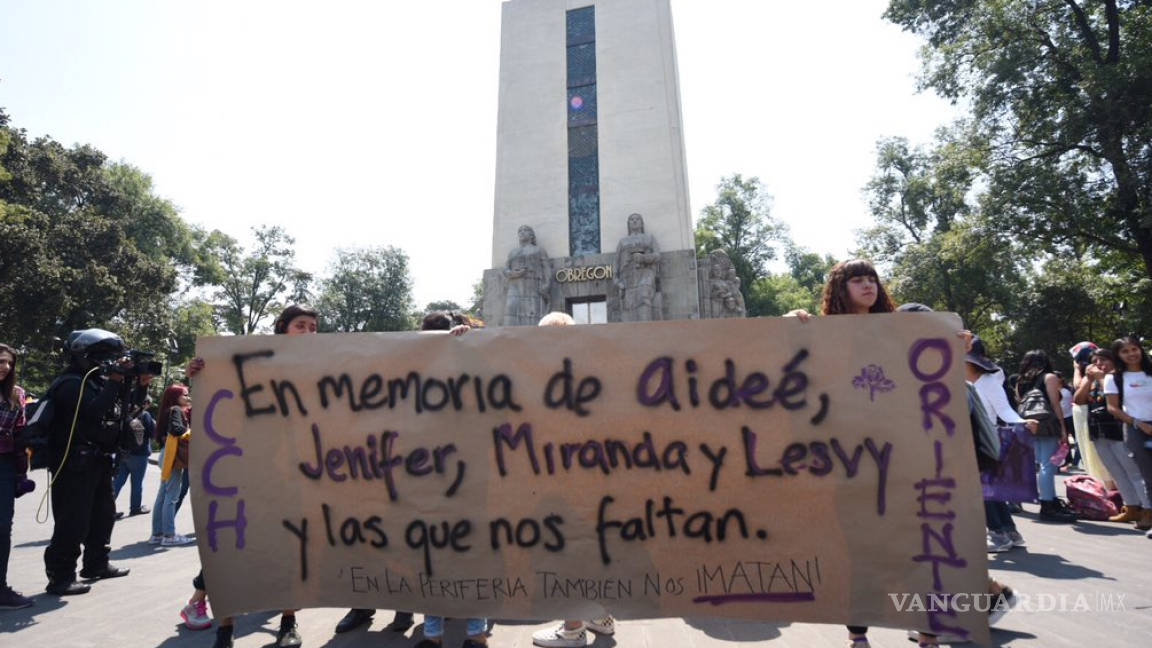 Estudiantes de la UNAM marchan para exigir mayor seguridad y justicia para Aideé