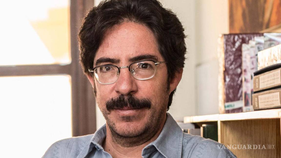 Pese a críticas, AMLO nombra a Pedro Salmerón director del Archivo Agrario