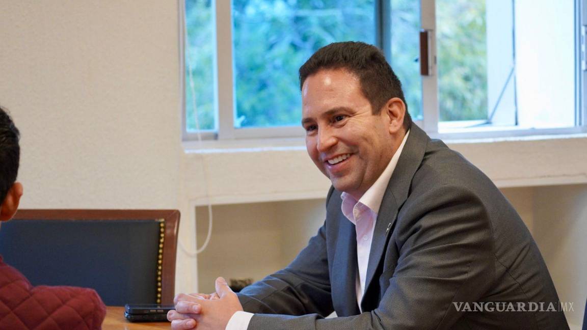 $!Durante el encuentro, Rommel Pacheco y Javier Díaz coincidieron en la importancia de apoyar a los atletas desde su formación hasta su participación internacional.