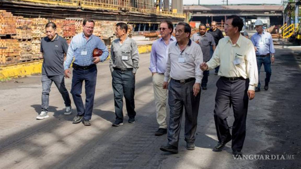 $!Técnicos de China Steel Corporation y representantes de Cargill y el Fondo de Inversiones Kikapú recorren las siderúrgicas de AHMSA.