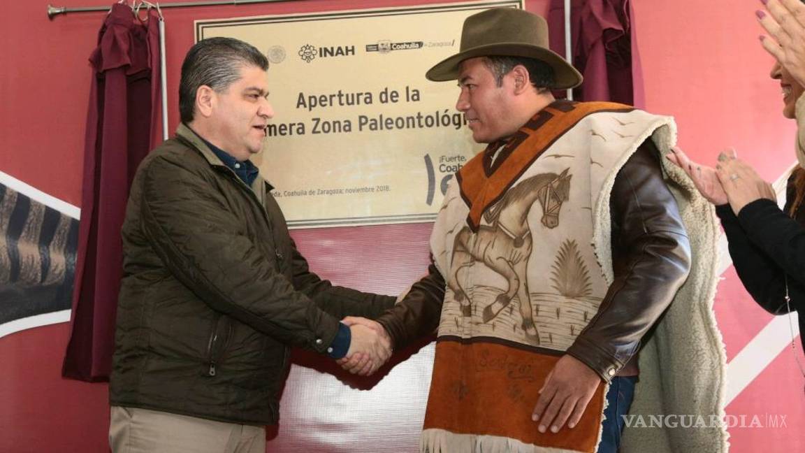 $!Abren en Coahuila valle de los dinosaurios