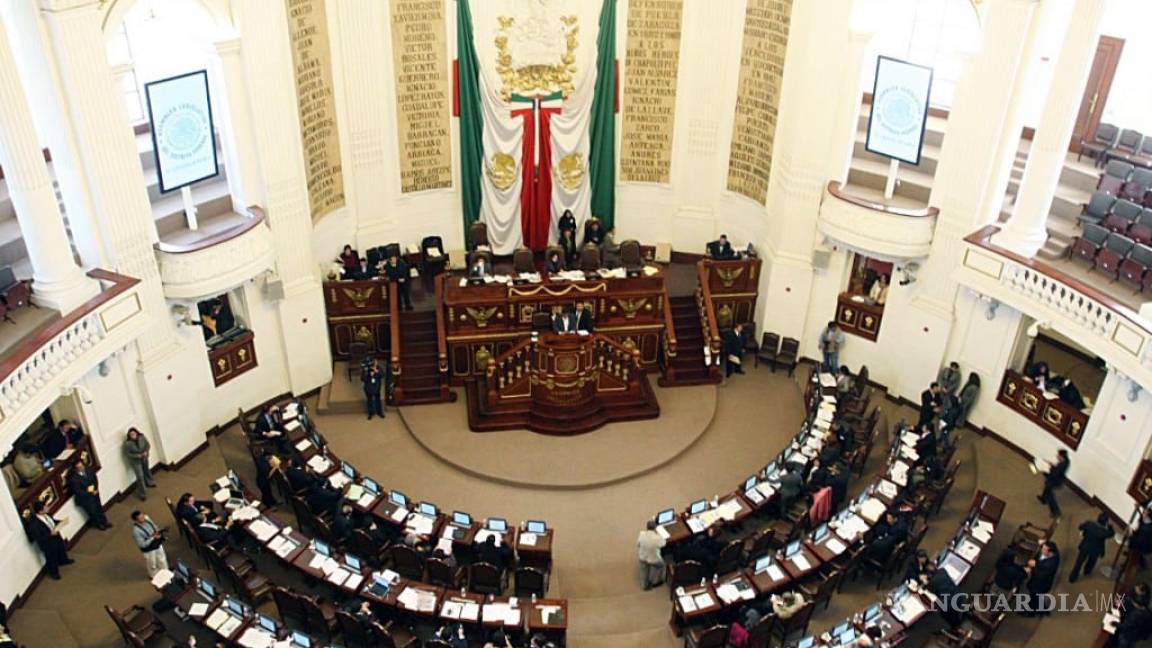 PRI, Morena y PAN, las bancadas más faltistas en la Asamblea Constituyente
