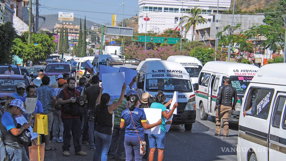 $!Bloqueos y marchas en 28 estados contra el 'gasolinazo'