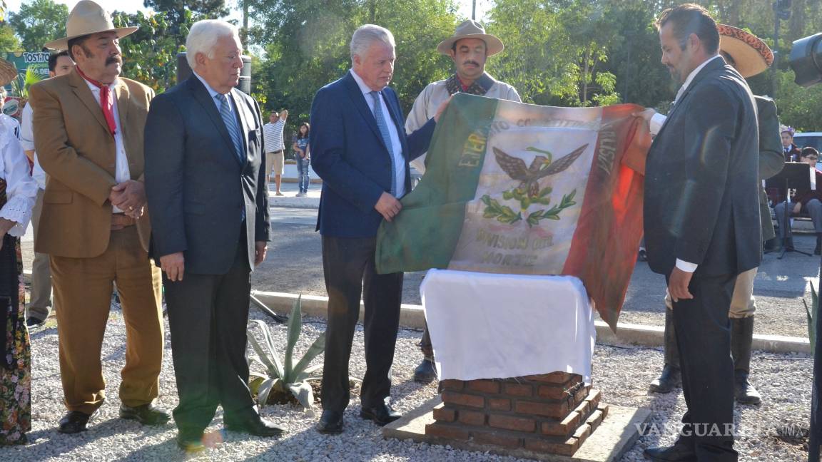 Develación de placa reconoce histórica labor de Pancho Villa en Torreón