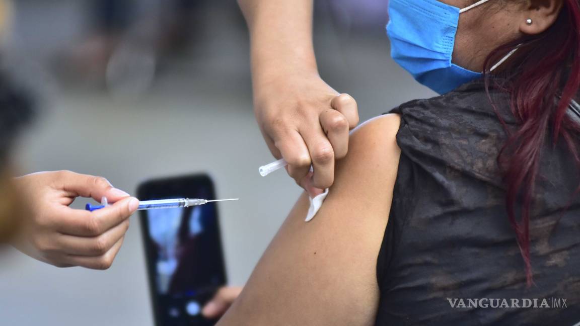 Repetirán exitoso esquema de vacunación antiCOVID en empresas de Coahuila