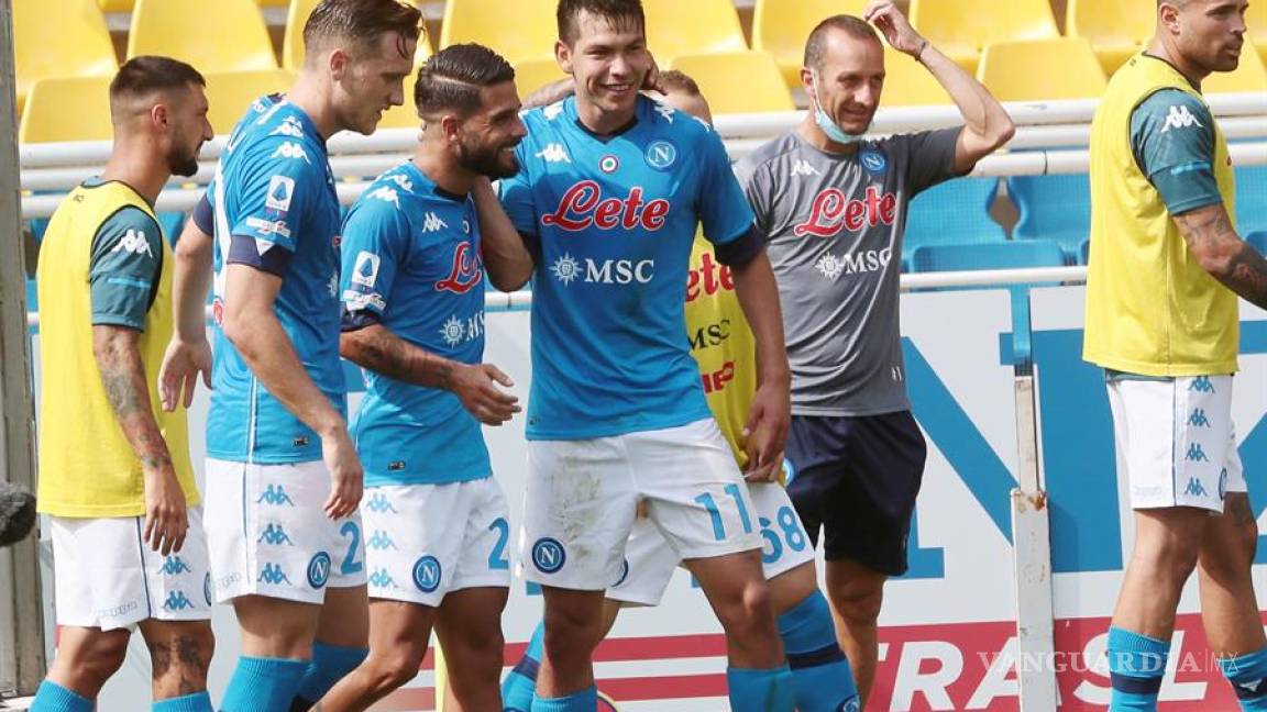 'Chucky' Lozano brilla con el Napoli en el regreso de la Serie A